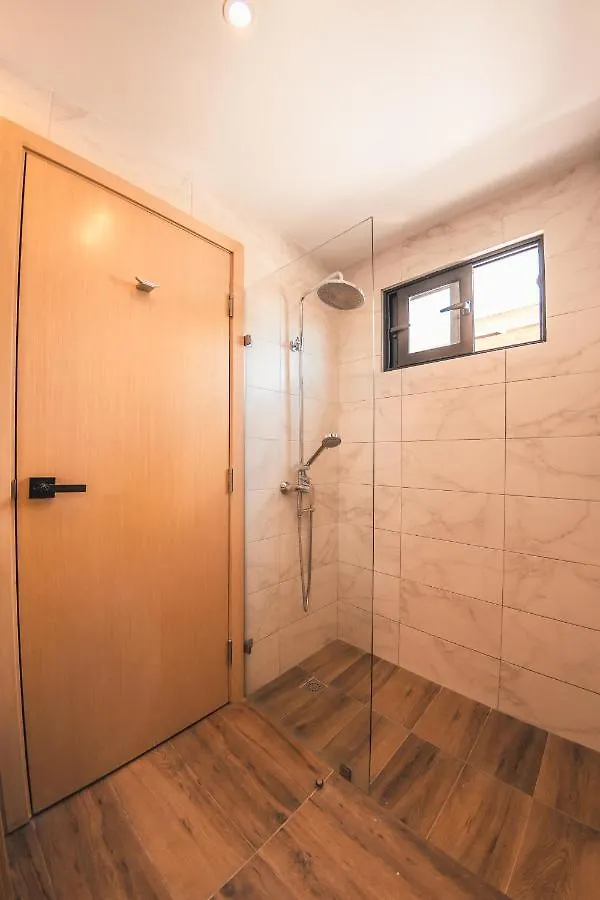 Fully Serviced Apartment At Regatta Living - 2G Santo Domingo
