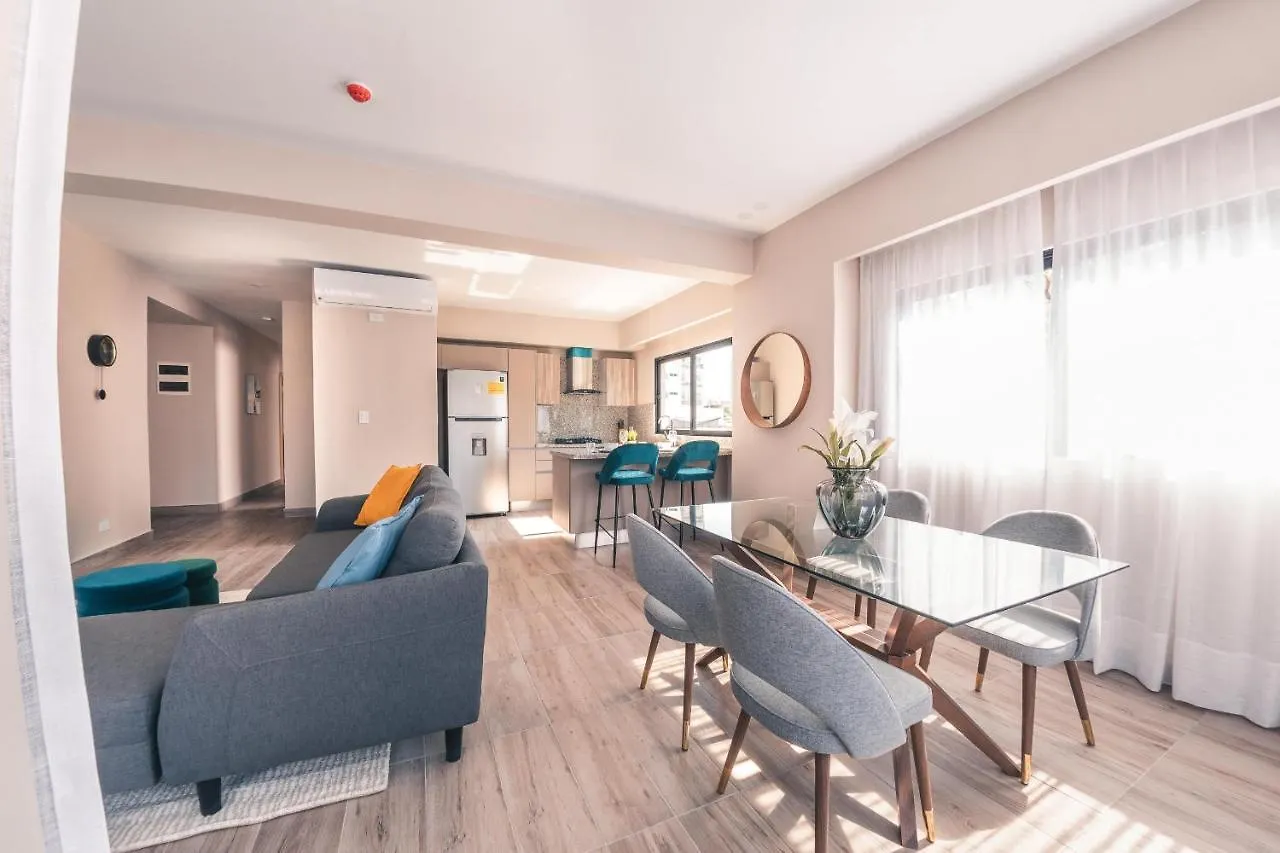 Fully Serviced Apartment At Regatta Living - 2G Santo Domingo