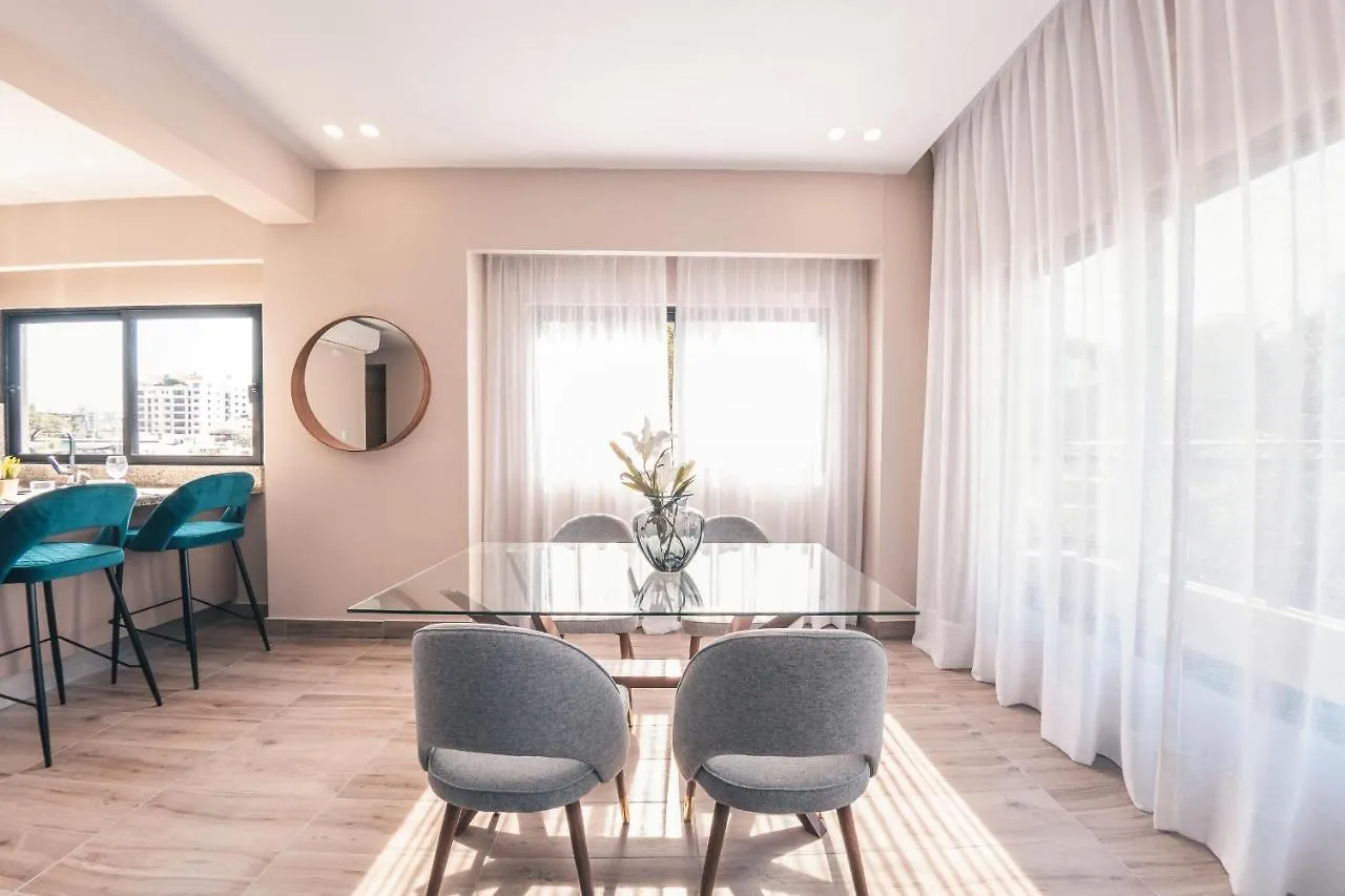 Fully Serviced Apartment At Regatta Living - 2G Santo Domingo