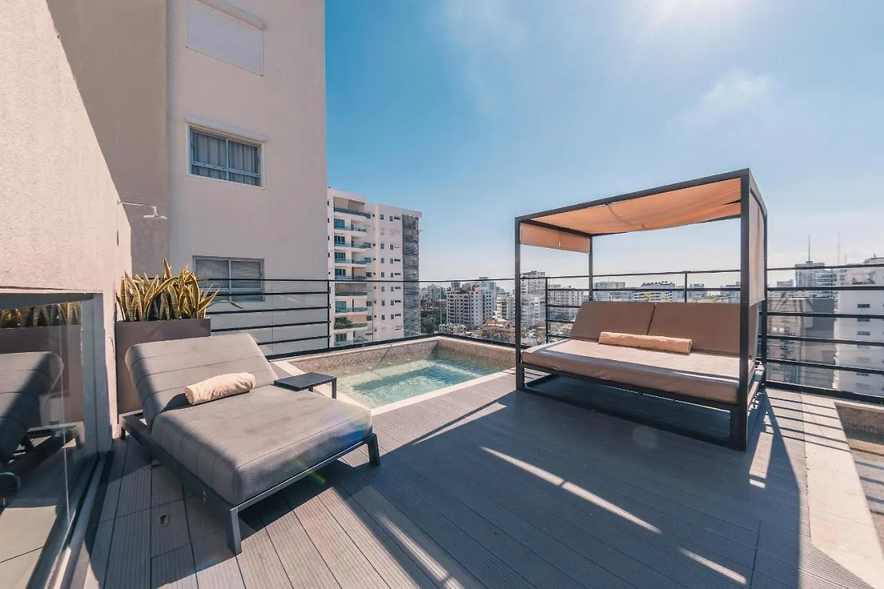 Fully Serviced Apartment At Regatta Living - 2G Santo Domingo